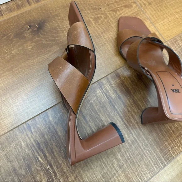 Zara Heels - Picture 4 of 7